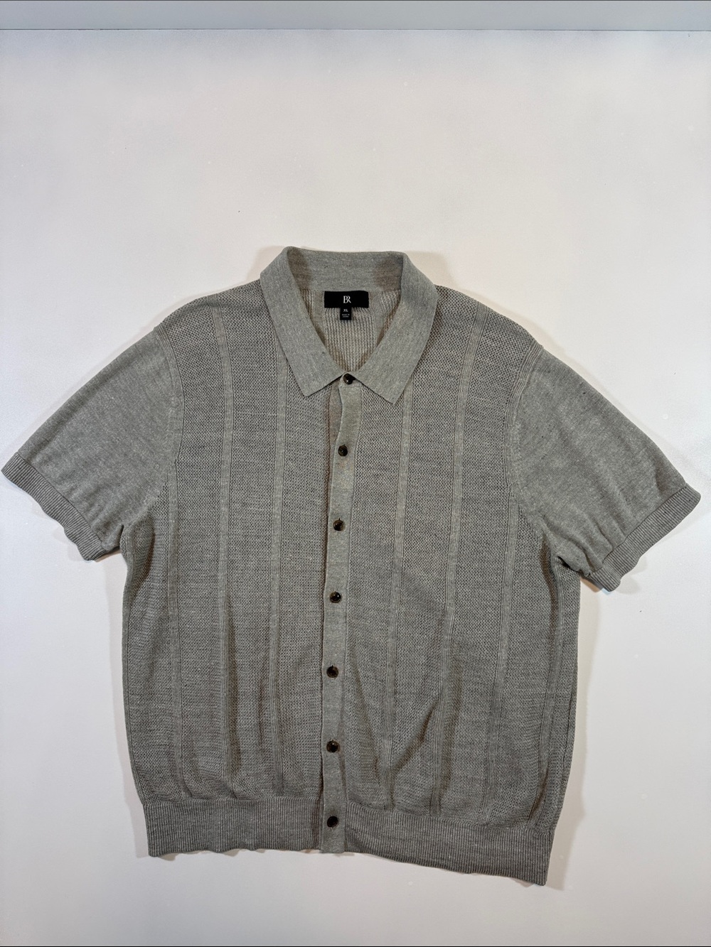Banana Republic Short-Sleeve Button-Down Shirt in Light Gray